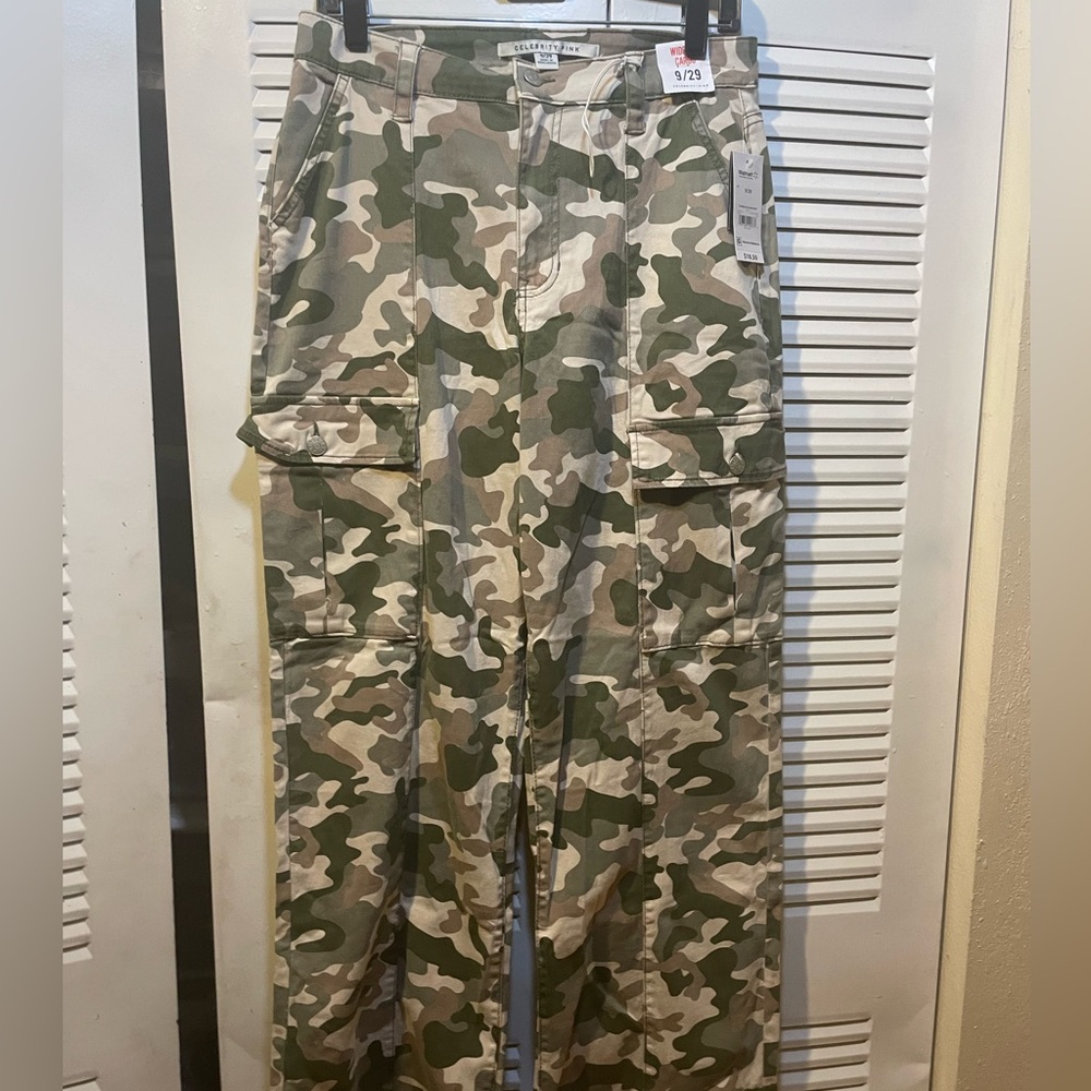 Celebrity Pink Green and Tan Cargo Pants